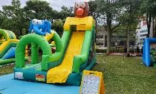 獅子大象滑梯